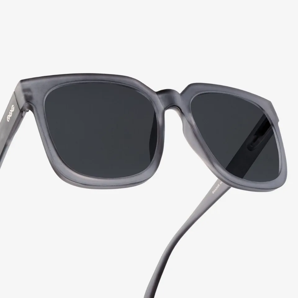 rau-readers-bazaar-multifokale-sonnenbrille-dark-grey-matte image 1