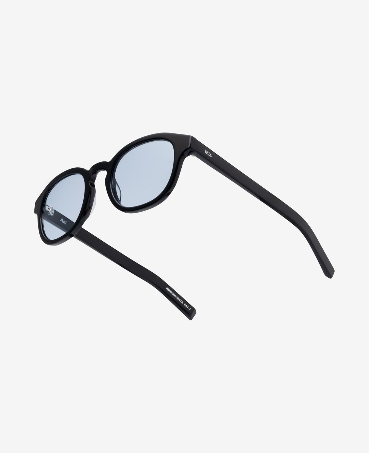 messyweekend-aki-sonnenbrille-black-soft-blue image 4
