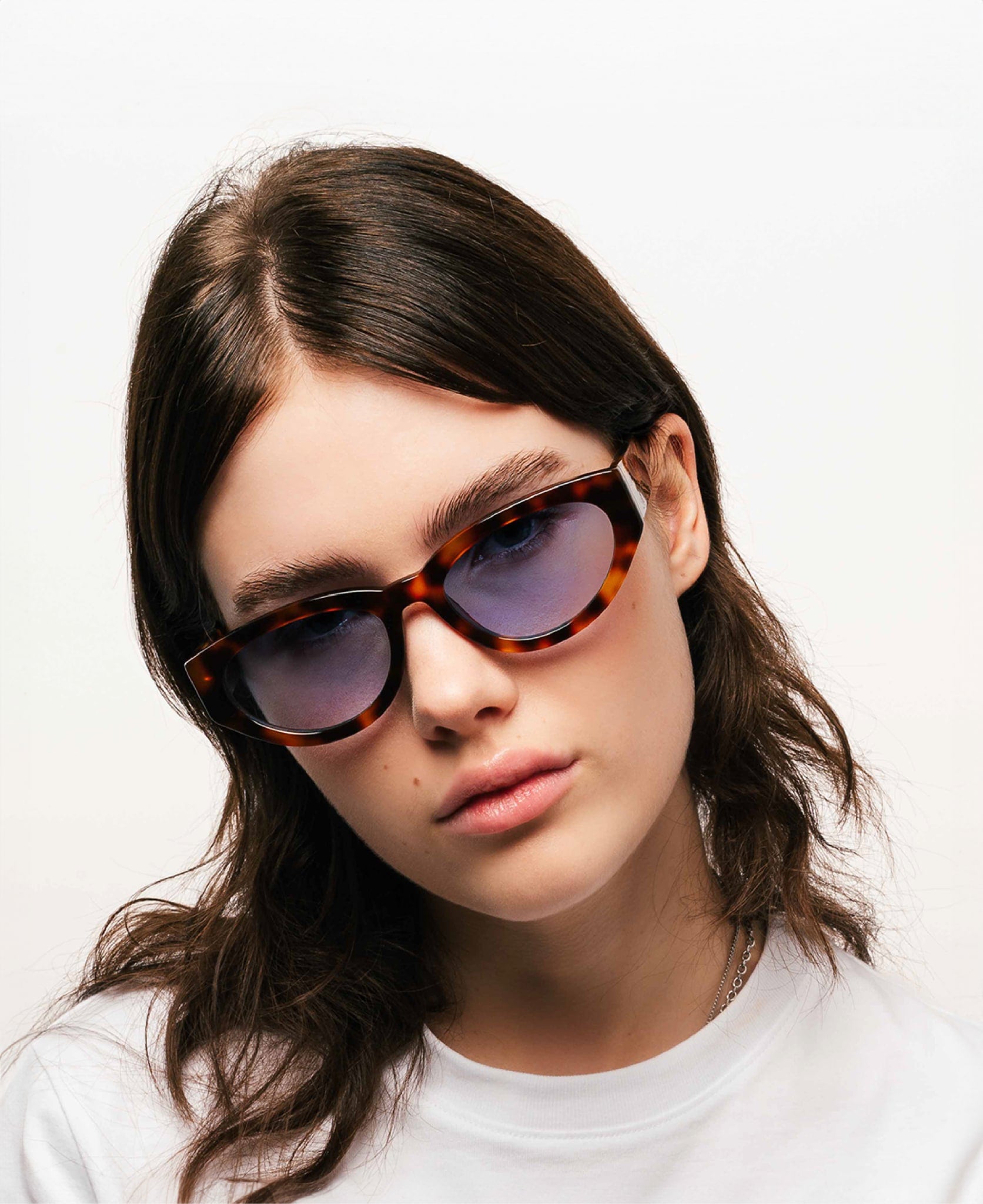 messyweekend-audrey-sonnenbrille-tortoise-blue-oval-cat-eye image 3