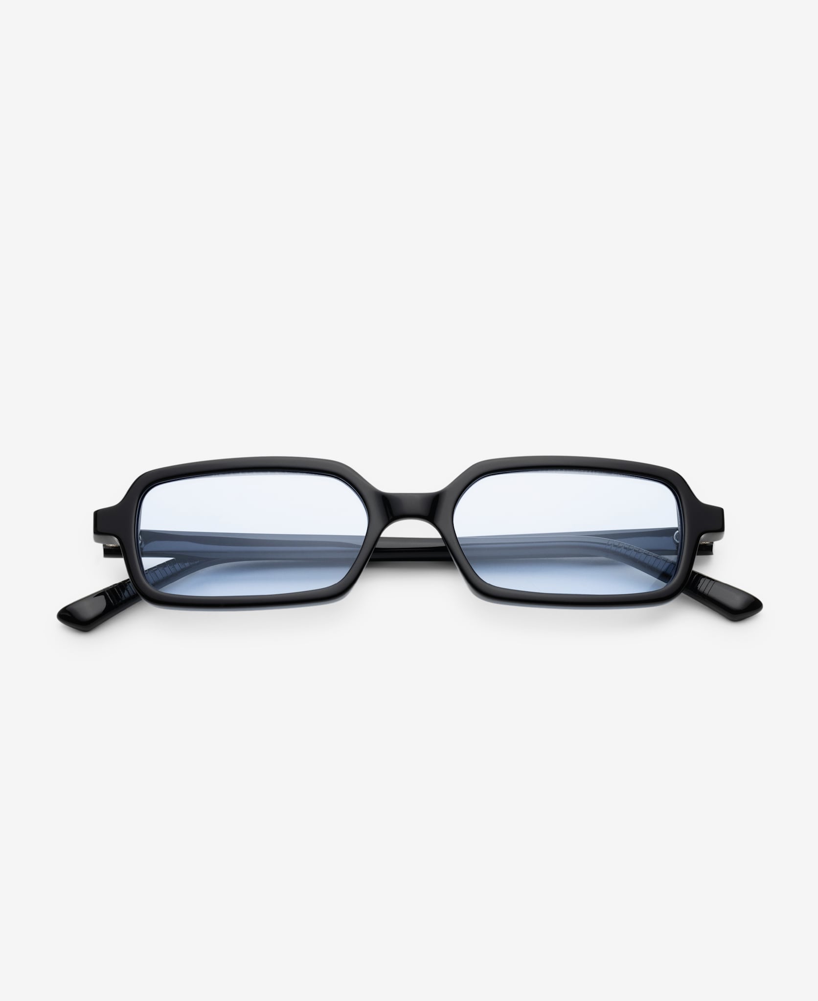 messyweekend-milo-optics-blaulichtbrille-black-blue-tint image 4