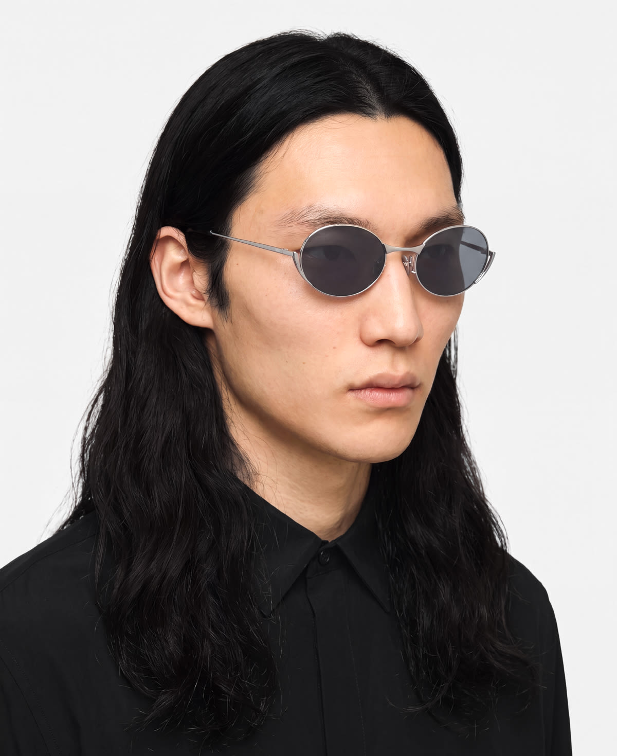 messyweekend-nomi-sonnenbrille-shiny-silver-deep-grey image 3