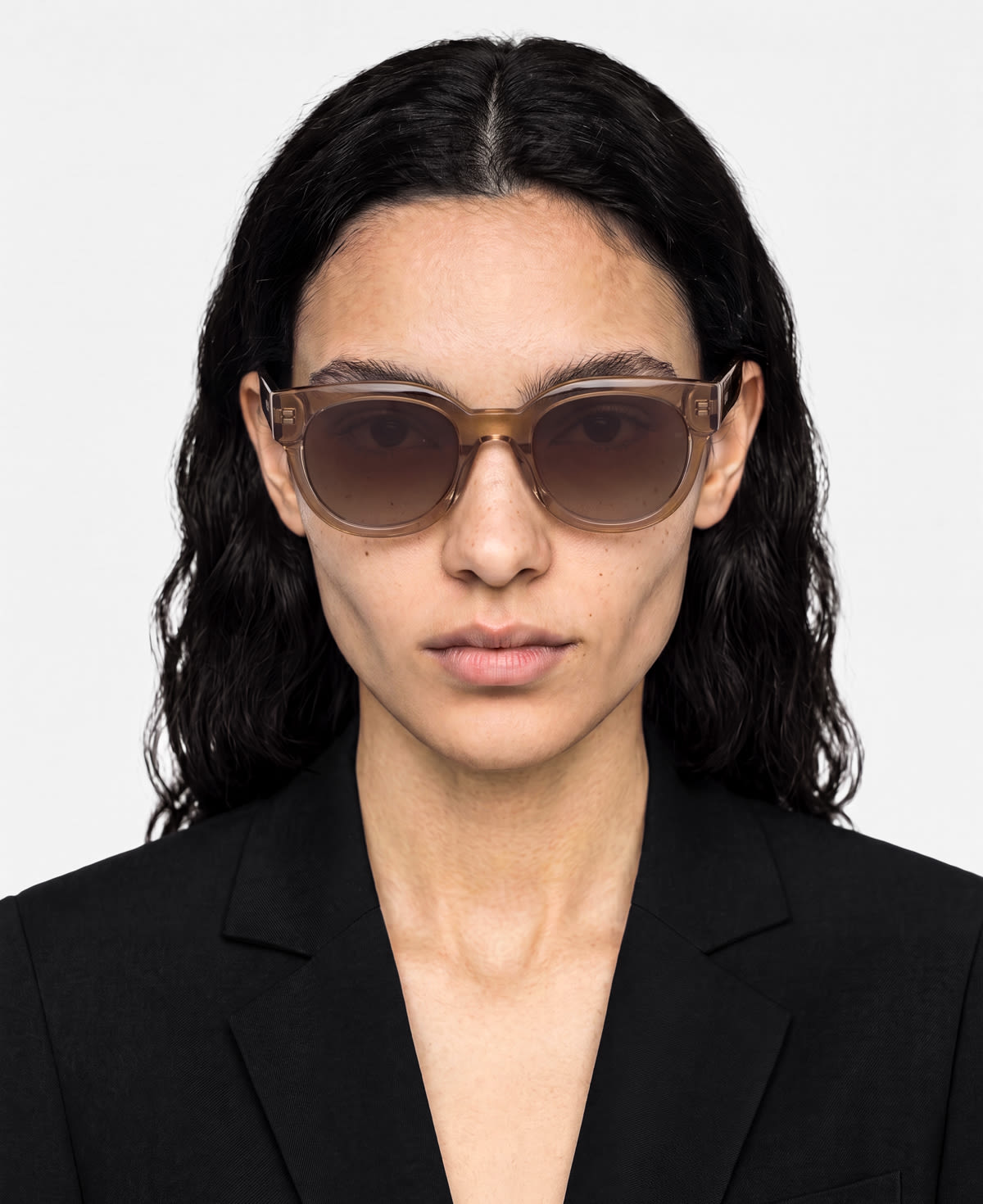 messyweekend-iona-sonnenbrille-terra-deep-brown-gradient image 2