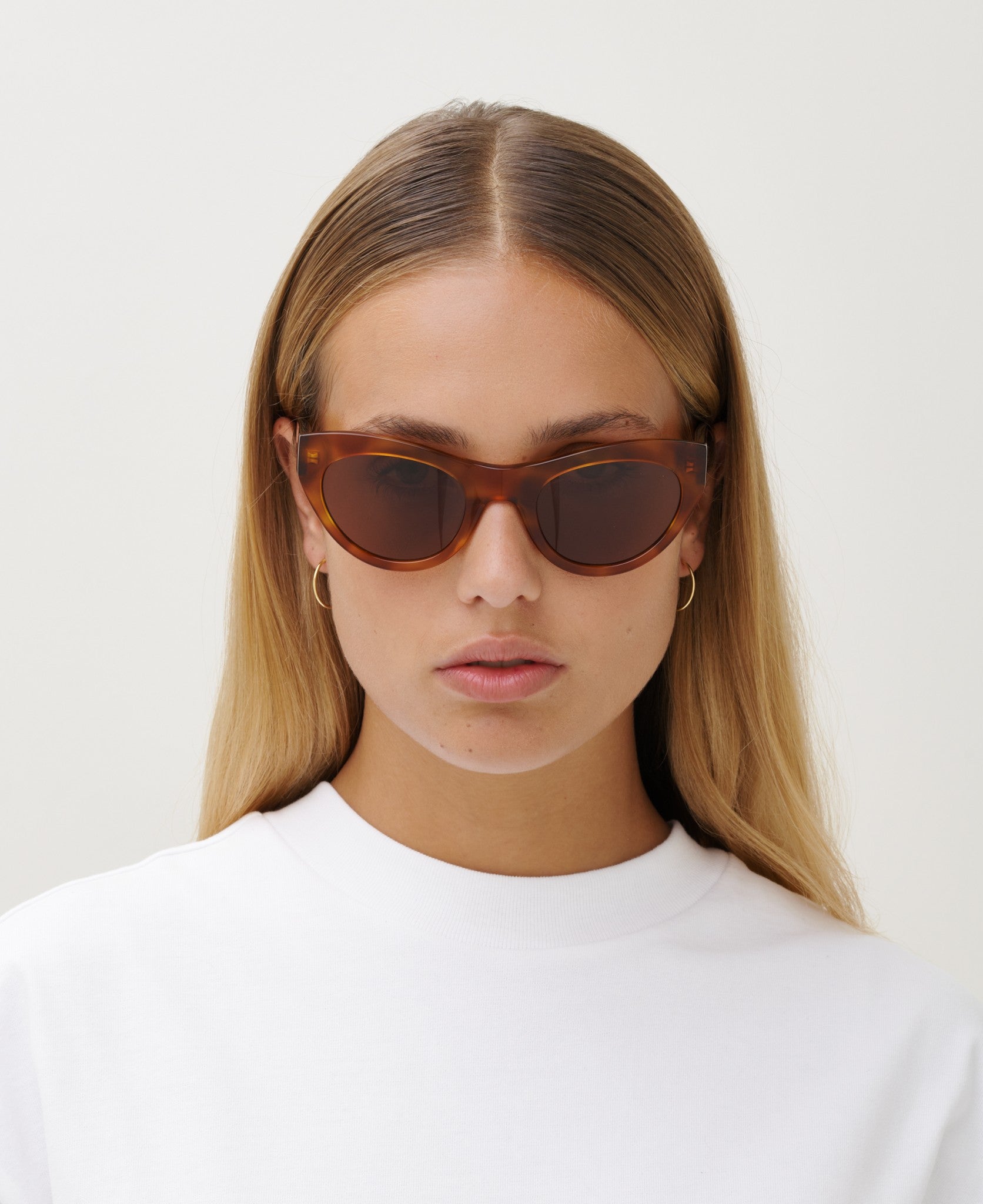 messyweekend-donna-cat-eye-sonnenbrille-havana-brown image 3