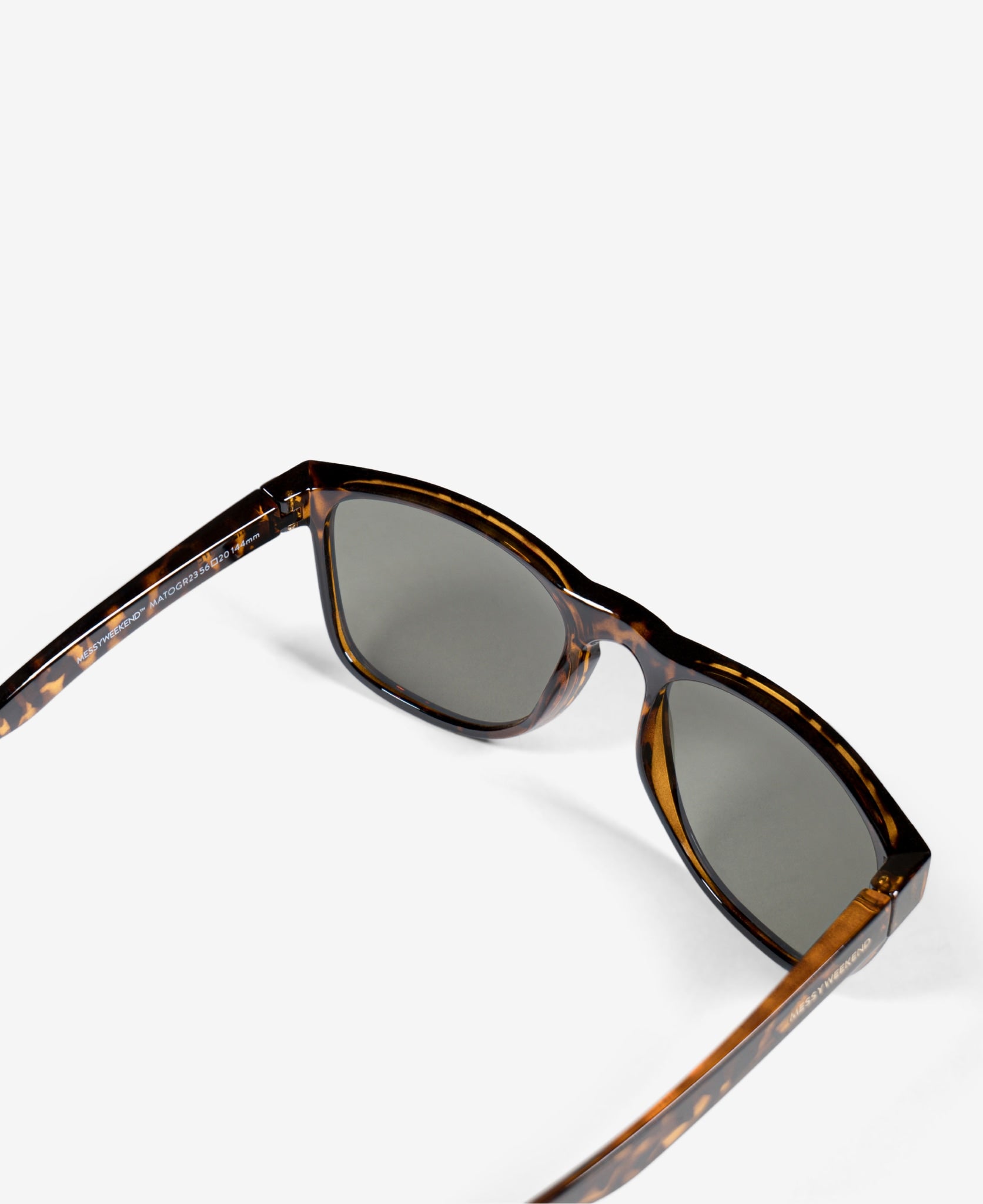 messyweekend-makalu-sonnenbrille-tortoise-green-sport image 5