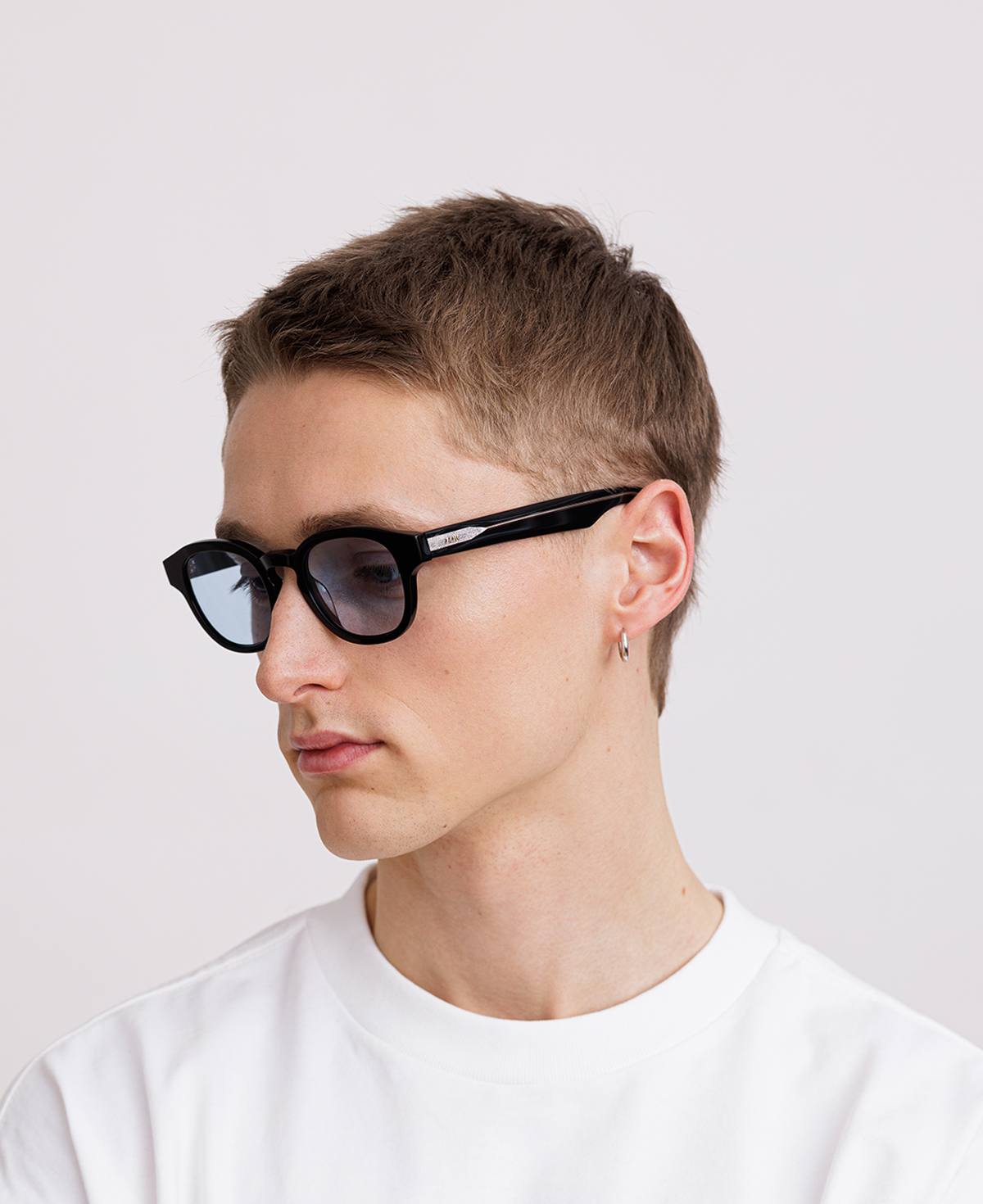 messyweekend-bille-blaulichtbrille-black-blue-tint-vintage-acetat image 5