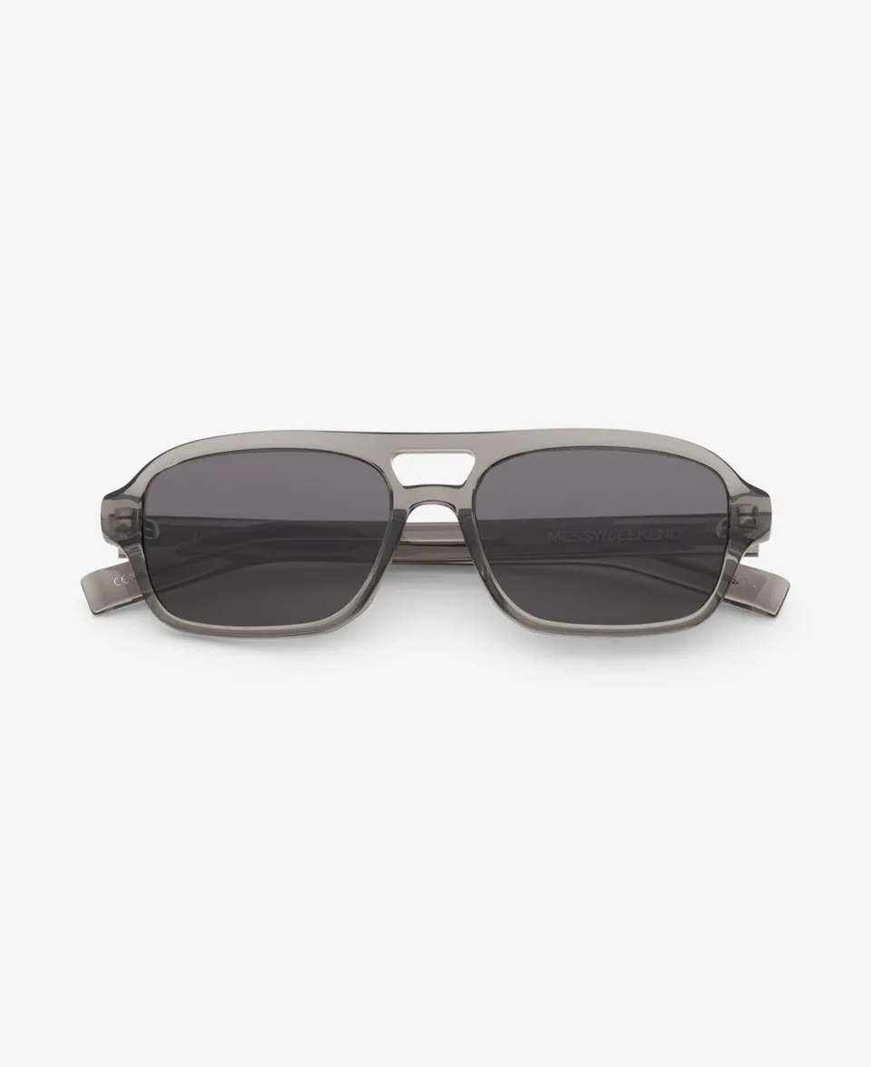 messyweekend-yori-sonnenbrille-fog-deep-grey image 1