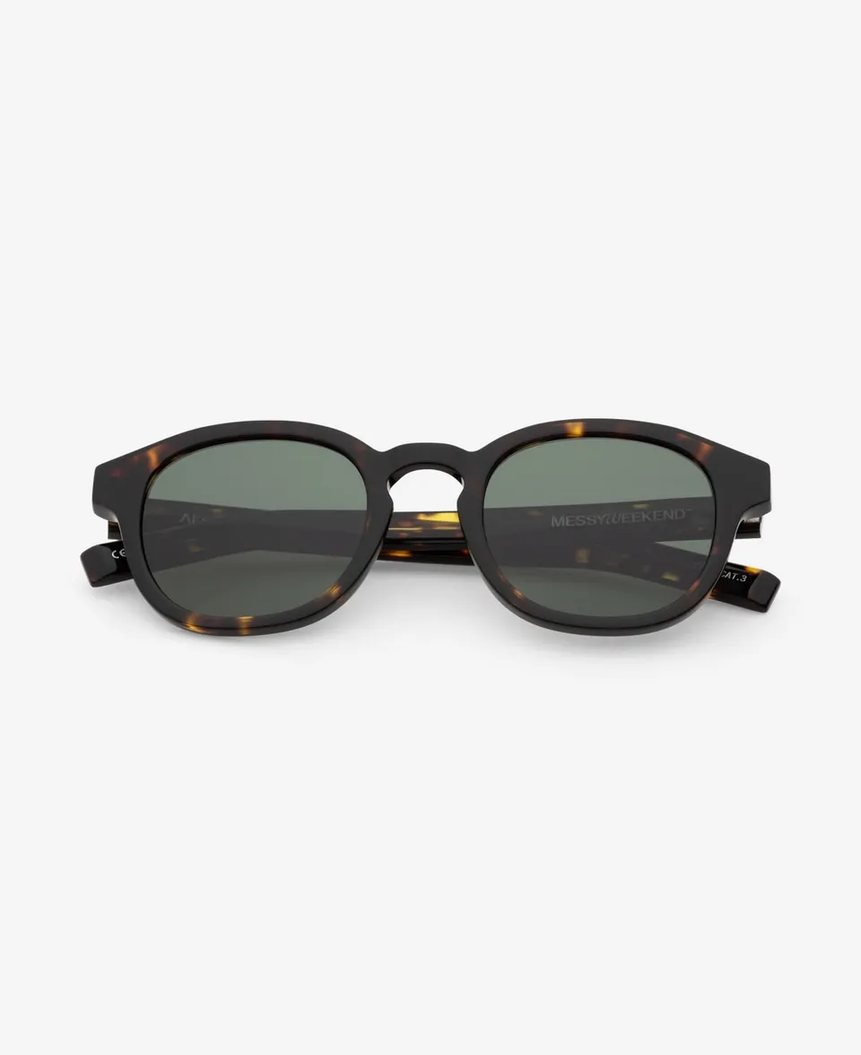 messyweekend-aki-sonnenbrille-dark-havana-deep-green image 1