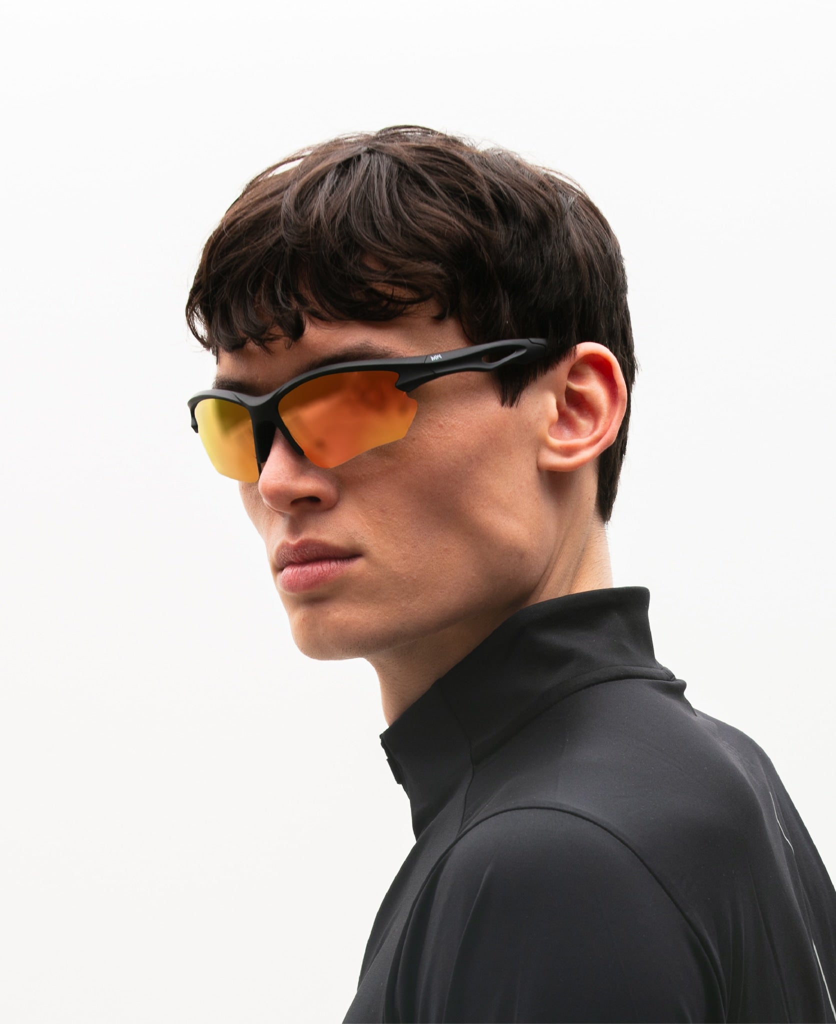 messyweekend-rate-black-sunset-sport-sonnenbrille image 3