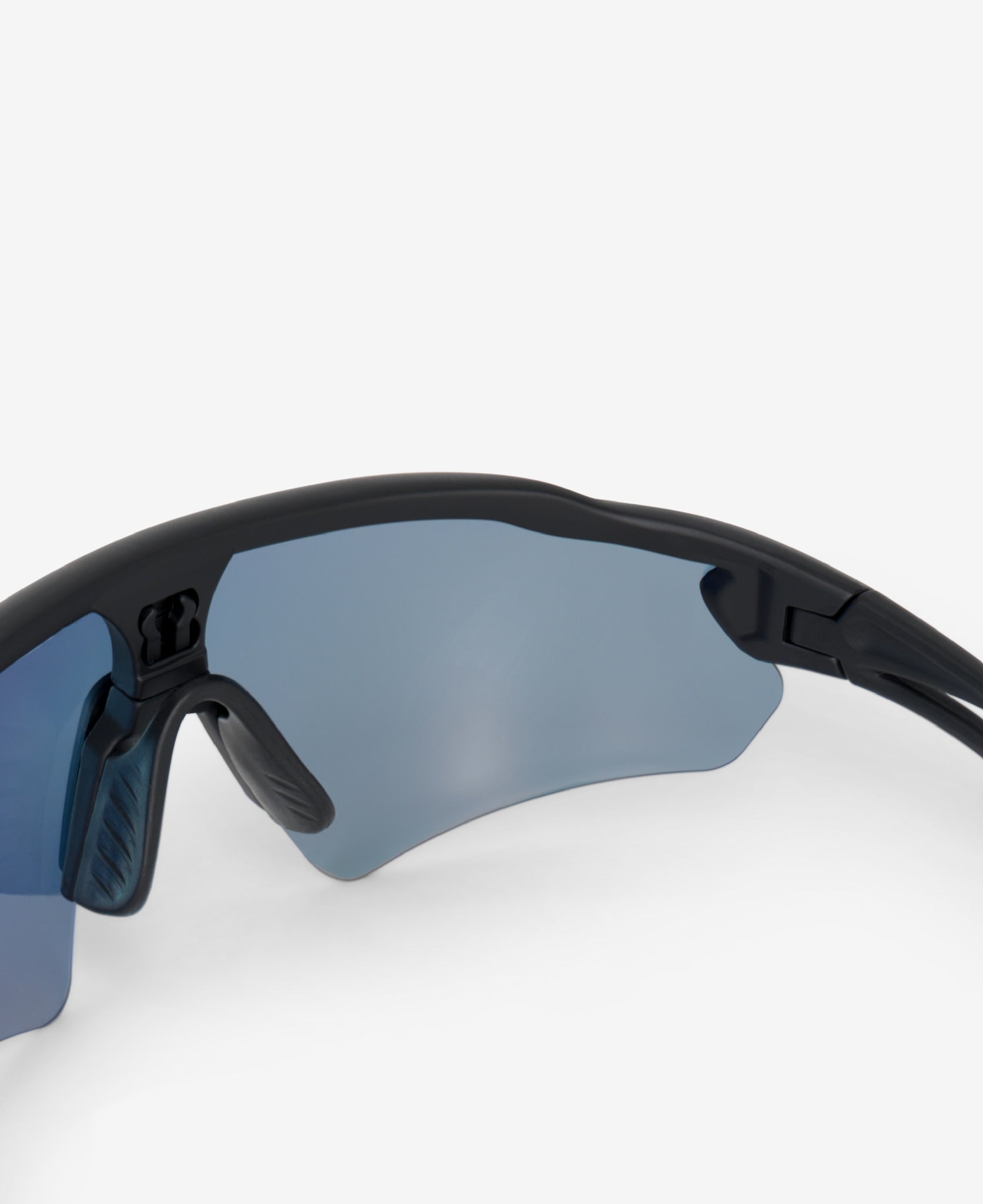 messyweekend-rapid-black-sunset-polarized-sport-sonnenbrille image 6